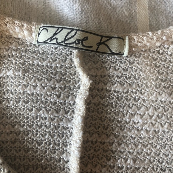 White knit tank top with athletic detailing - Picture 2 of 4